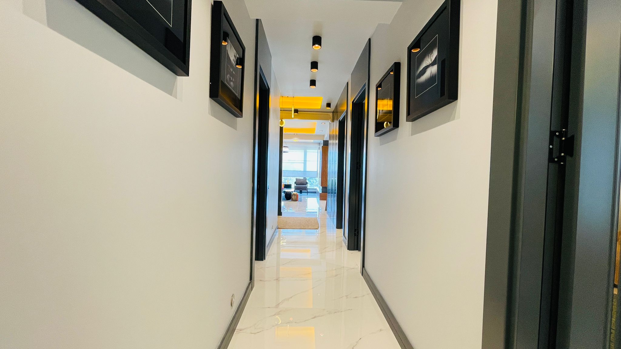 Marka Blue Life Interior 6
